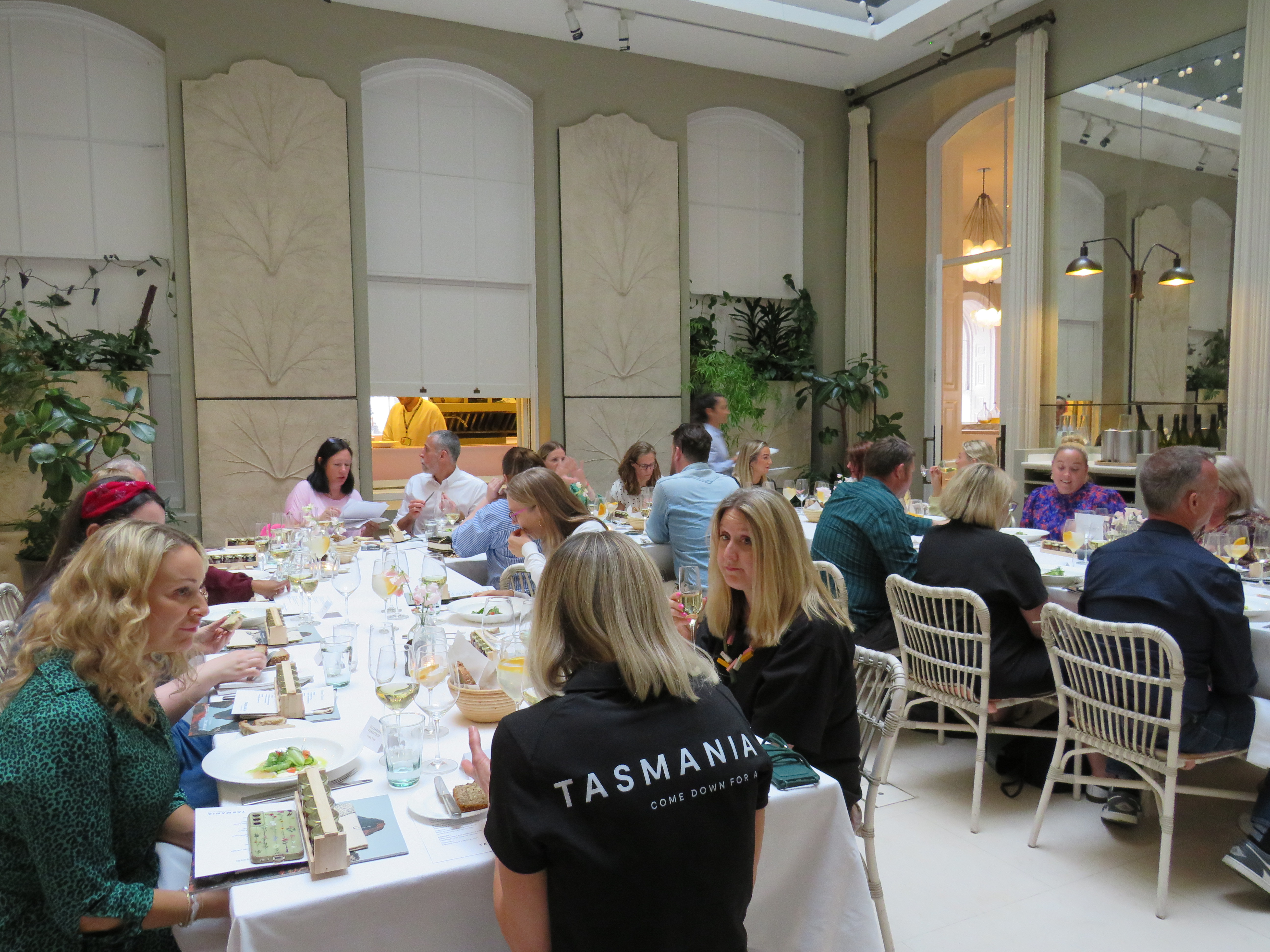 UK travel product managers enjoying Tasmanian food and wine at the UK Key Distribution Partner Event, London
